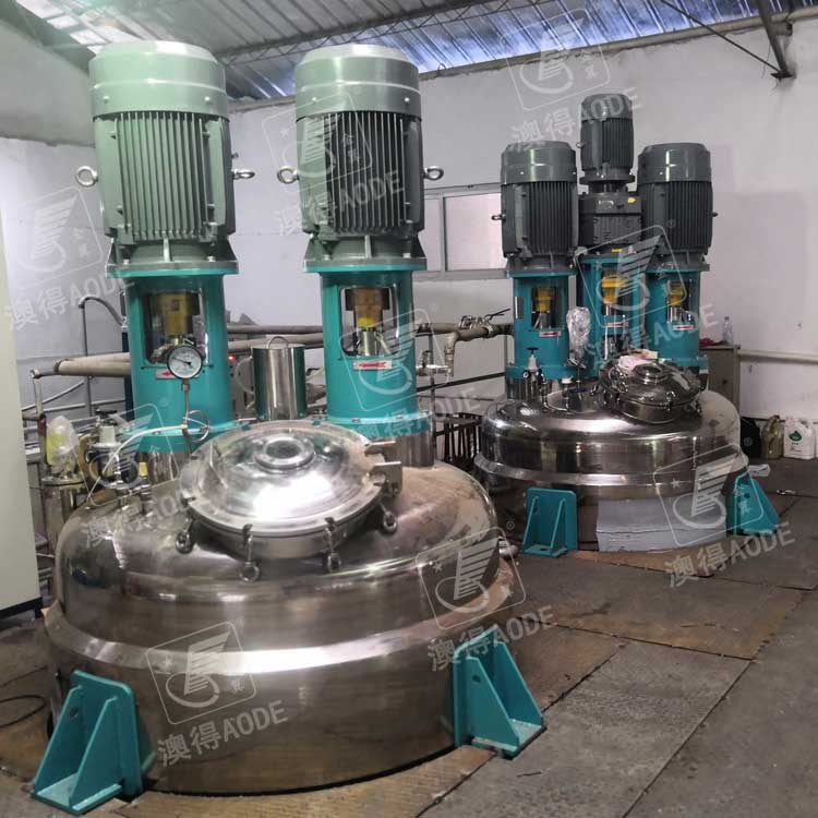 2000L膠漿(jiang)增稠罐(guàn)