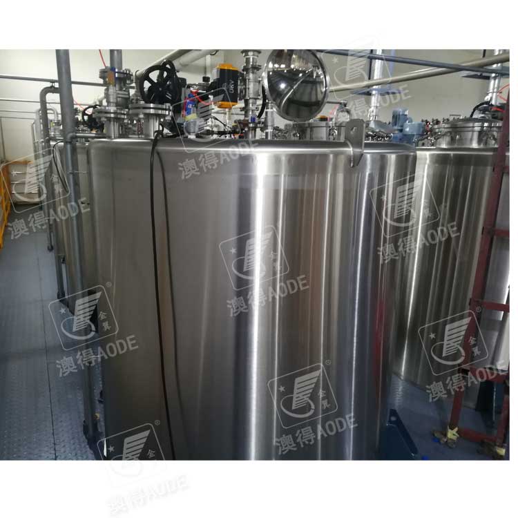 不(bu)鏽鋼儲(chǔ)罐