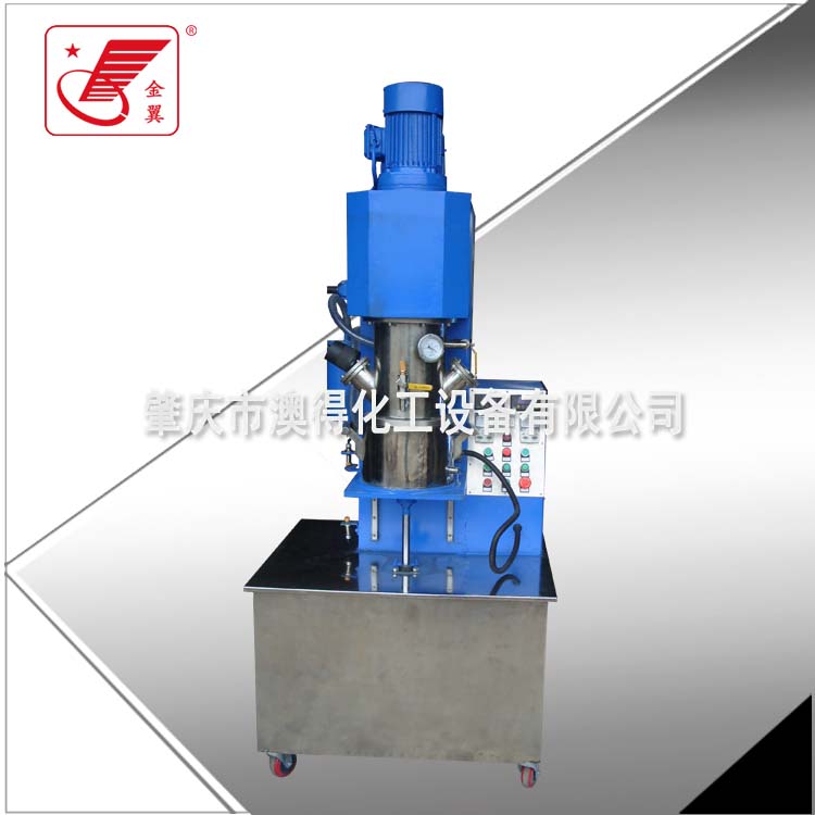 實(shí)驗室雙行星(xing)動力混合機(ji)